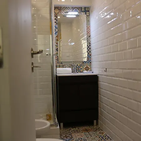 Apartamento Lovely Duplex In Lisboa